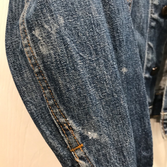 Levi’s Jean Jacket - Picture 10 of 13